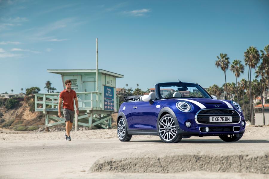  Mini Cooper S Cabrio (F57) 2018 года  (WW) (фото 98 из 222)
